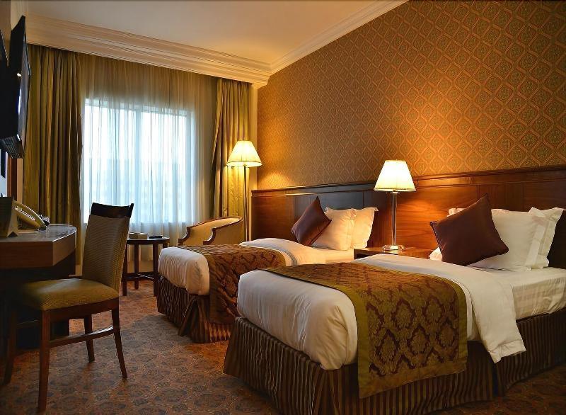 Nozol Royal Inn Hotel Медина Екстериор снимка