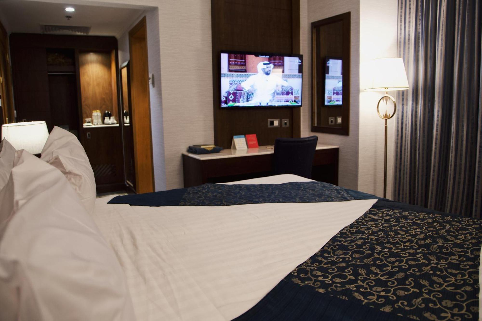Nozol Royal Inn Hotel Медина Екстериор снимка